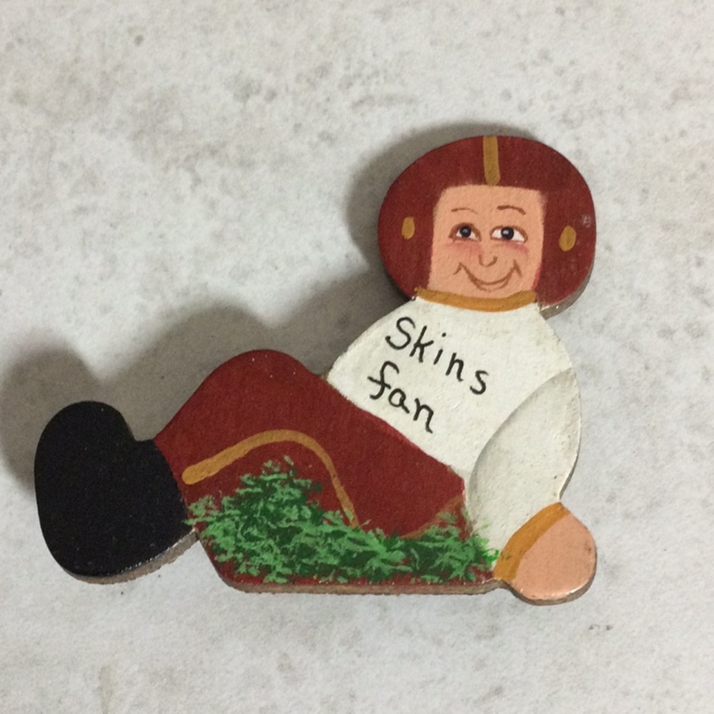 Wooden Redskins painted fan pin